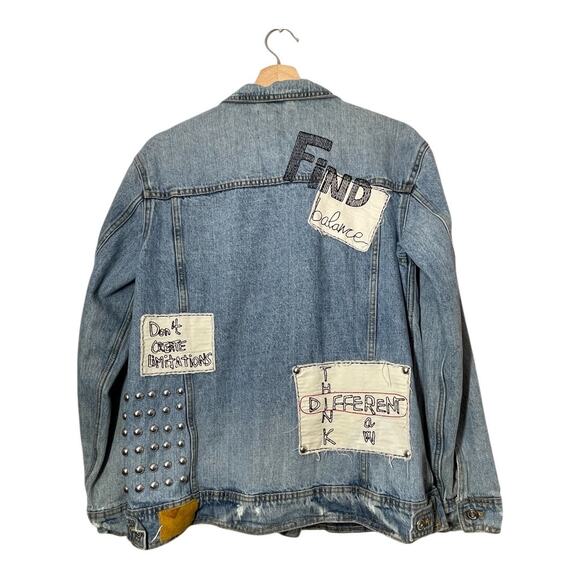 Zara Rare Denim Jean Jacket Size Small Oversized  Studded Trucker Positive Patch - Picture 3 of 5